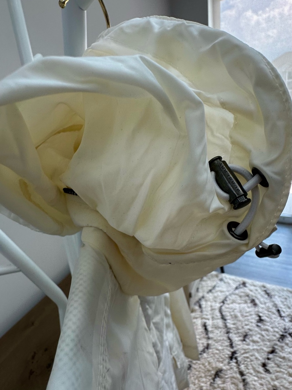 Burberry Ivory/Butter Hooded Lightweight Anorak Jacket - Picture 14 of 16